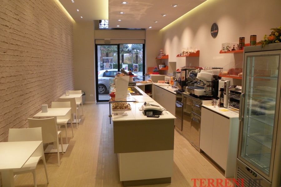 arredamento pasticcerie Milano (19)