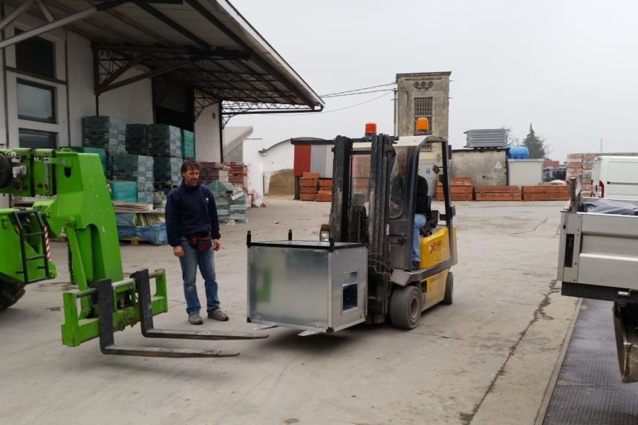 Montaggio motore di aspirazione x cappa (1)