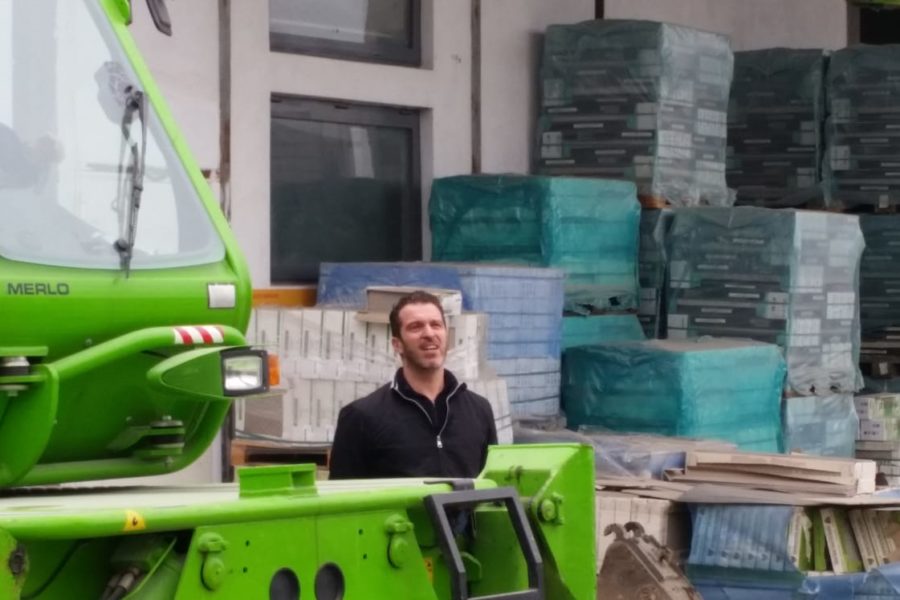 Montaggio motore di aspirazione x cappa (3)