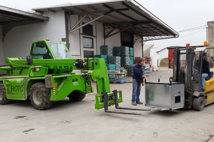 Montaggio motore di aspirazione x cappa (7)