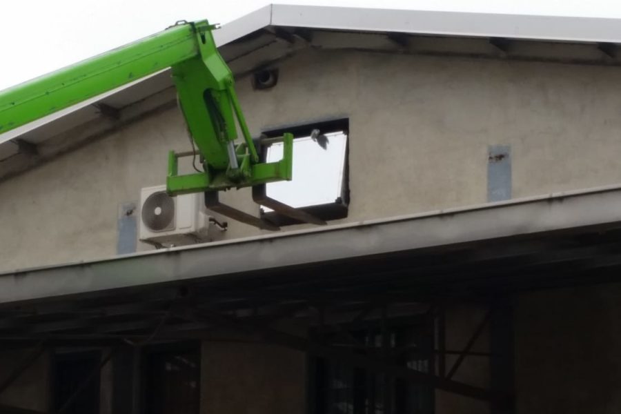 Montaggio motore di aspirazione x cappa (8)
